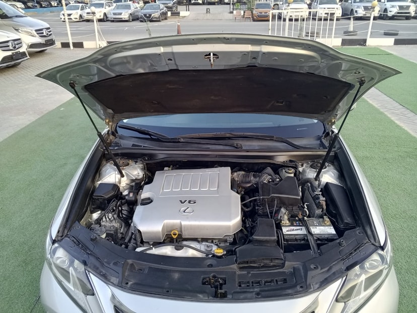Cars for sale in uae Lexus ES