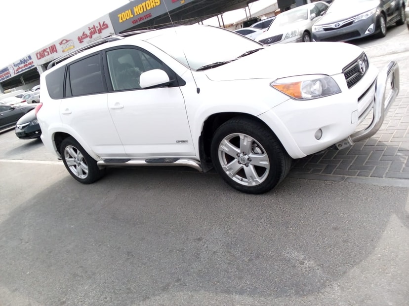 Cars for sale in uae Toyota Rav 4