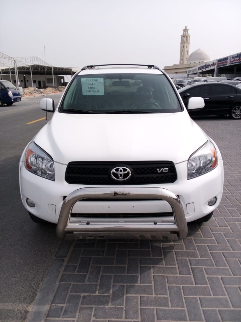 Cars for sale in uae Toyota Rav 4