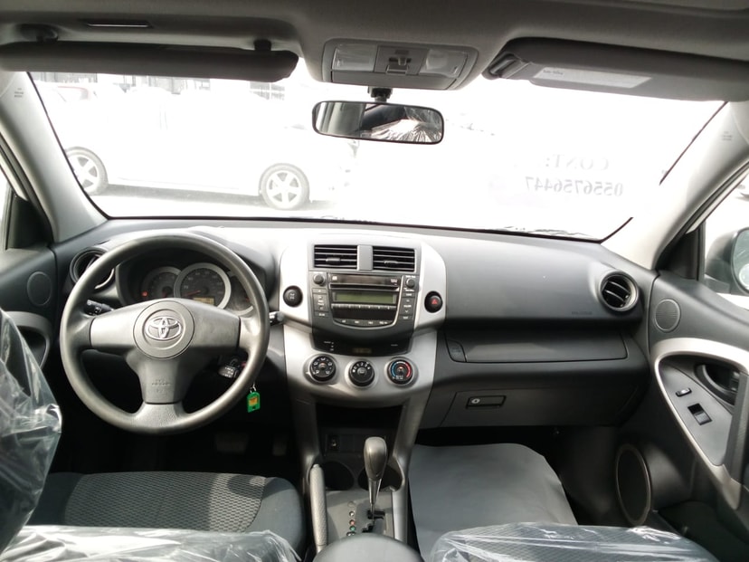 Cars for sale in uae Toyota Rav 4