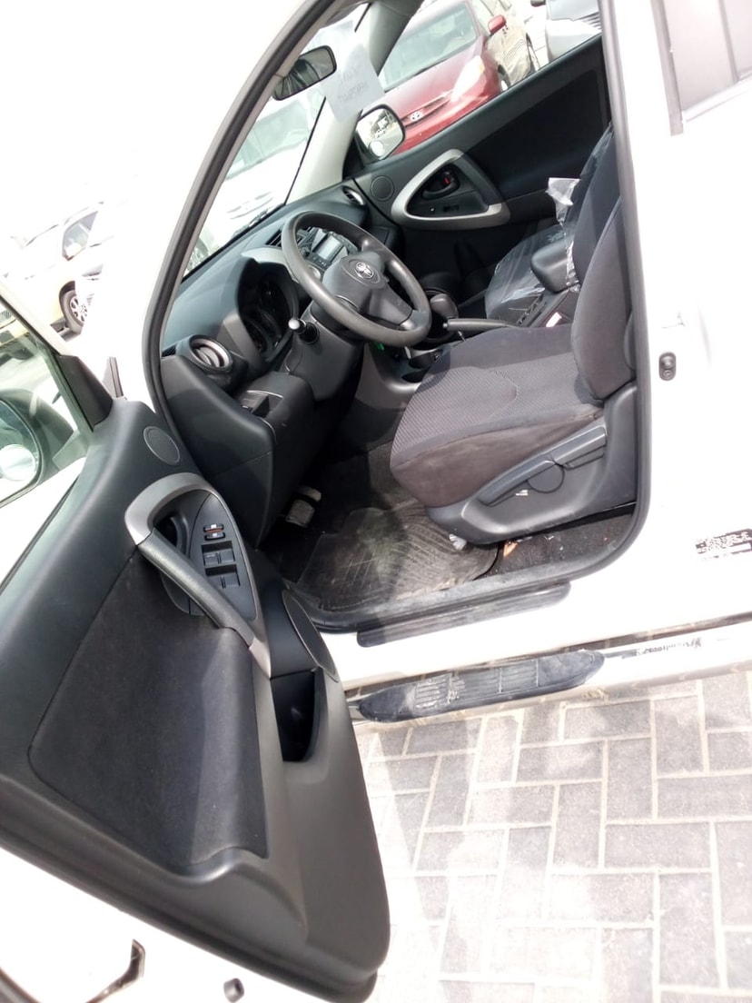 Cars for sale in uae Toyota Rav 4