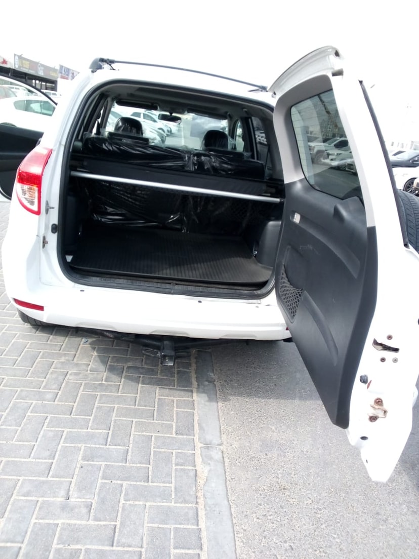 Cars for sale in uae Toyota Rav 4