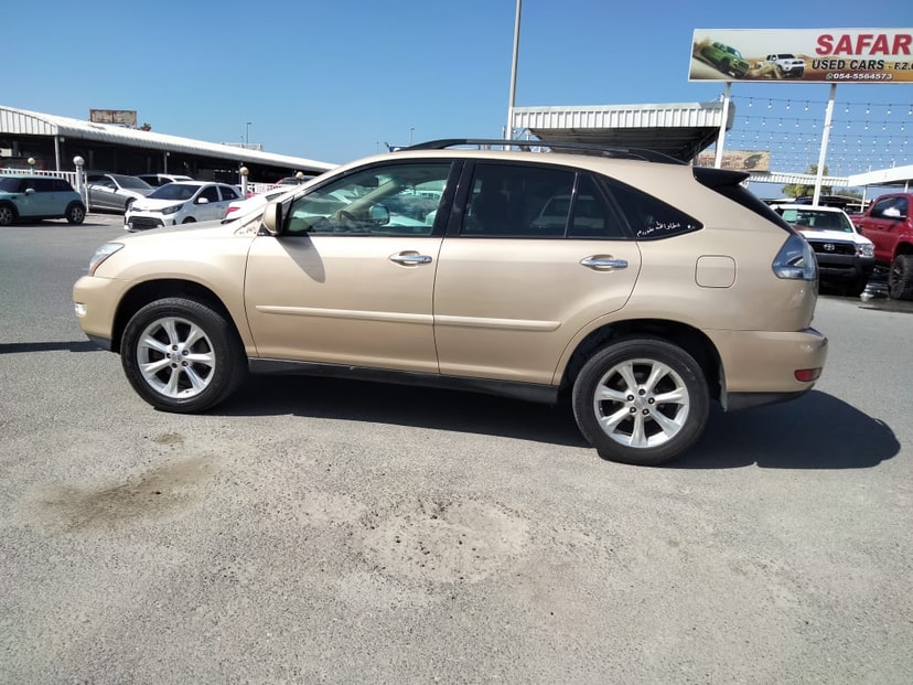 Cars for sale in uae Lexus RX