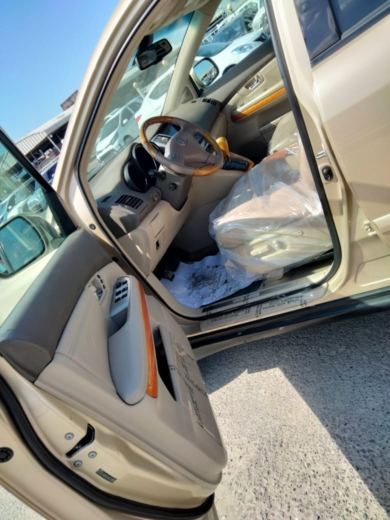 Cars for sale in uae Lexus RX