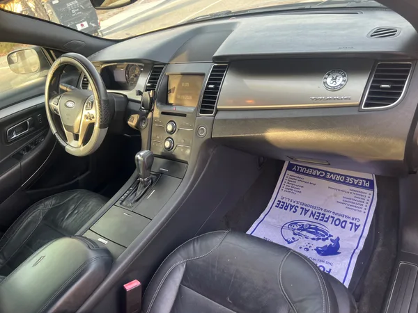 Cars for sale in uae Ford Taurus