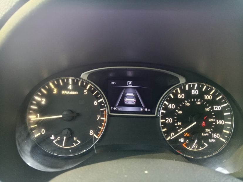 Cars for sale in uae Nissan Altima