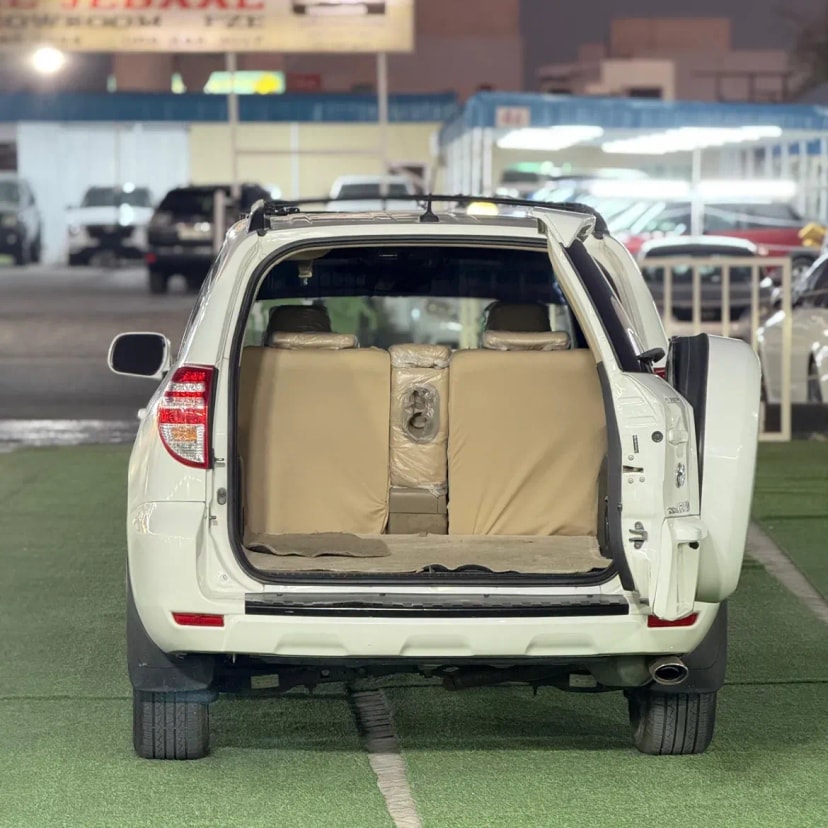Cars for sale in uae Toyota Rav 4