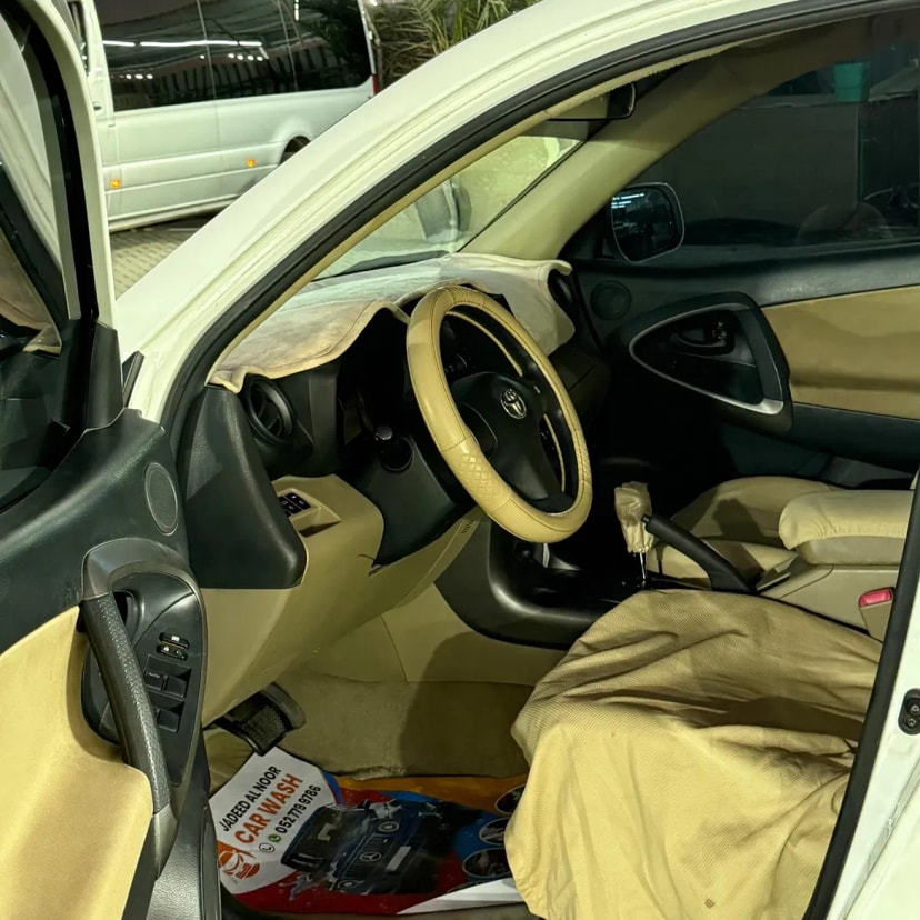Cars for sale in uae Toyota Rav 4