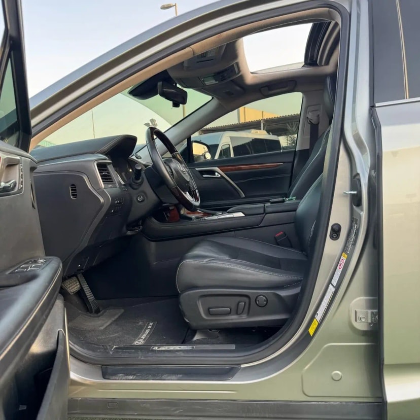 Cars for sale in uae Lexus RX