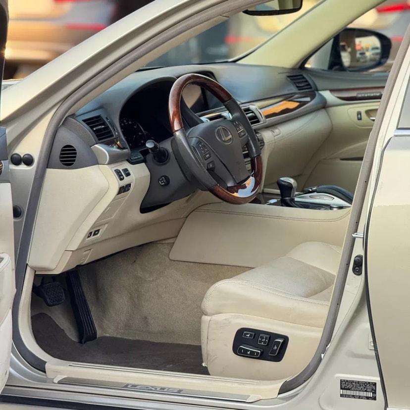 Cars for sale in uae Lexus LS-Series