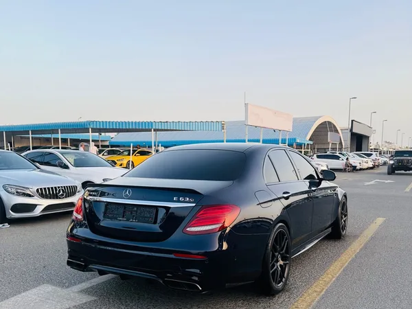 Cars for sale in uae Mercedes-Benz E - Class