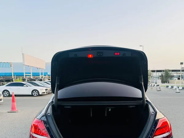 Cars for sale in uae Mercedes-Benz E - Class