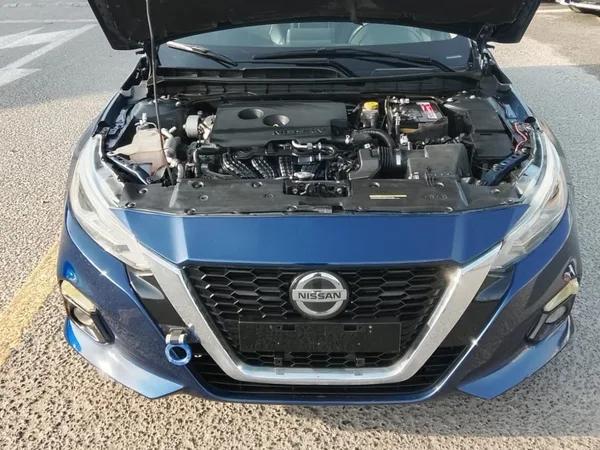 Cars for sale in uae Nissan Altima