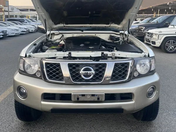 Cars for sale in uae Nissan Patrol
