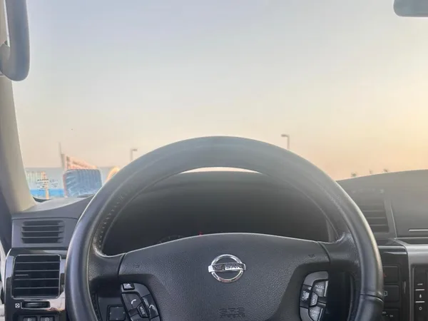Cars for sale in uae Nissan Patrol