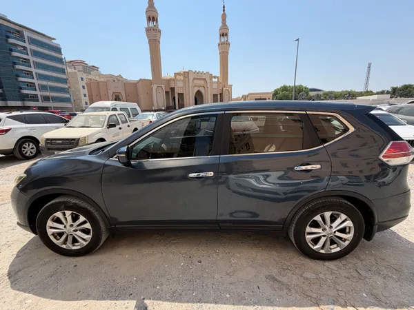 Cars for sale in uae Nissan X - Trail