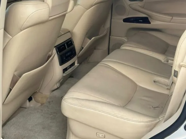 Cars for sale in uae Lexus LX570