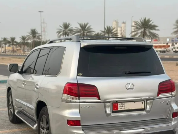 Cars for sale in uae Lexus LX570