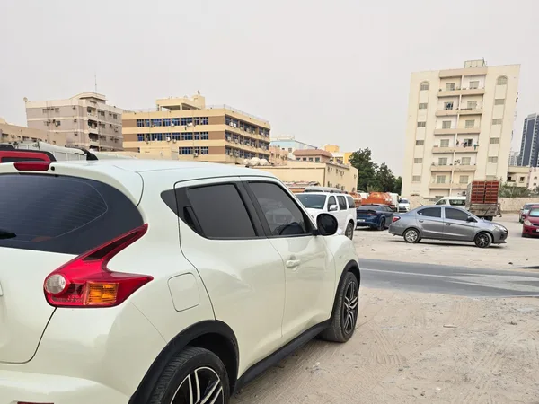 Cars for sale in uae Nissan Juke
