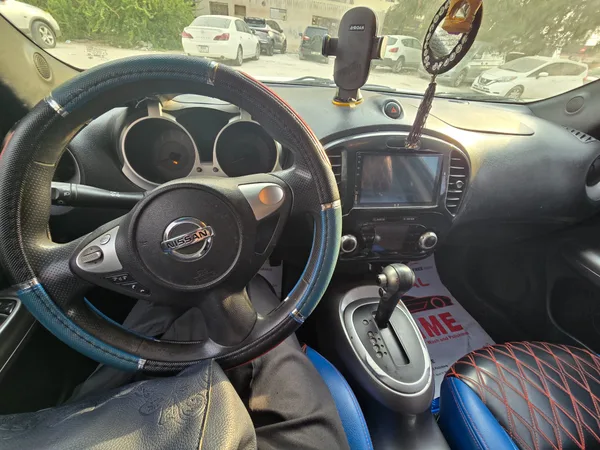 Cars for sale in uae Nissan Juke