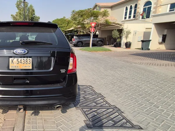 Cars for sale in uae Ford Edge