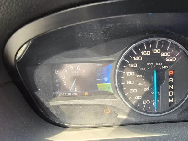 Cars for sale in uae Ford Edge