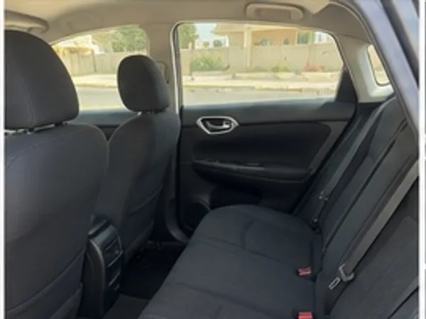 Cars for sale in uae Nissan Sentra