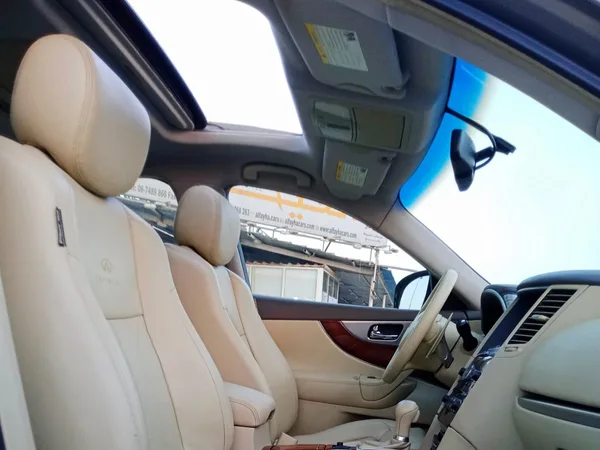 Cars for sale in uae Infiniti FX50