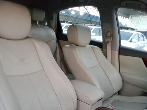 Cars for sale in uae Infiniti FX50