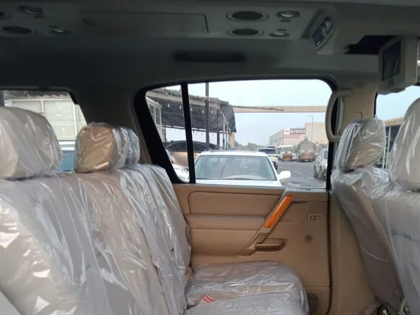 Cars for sale in uae Infiniti QX56