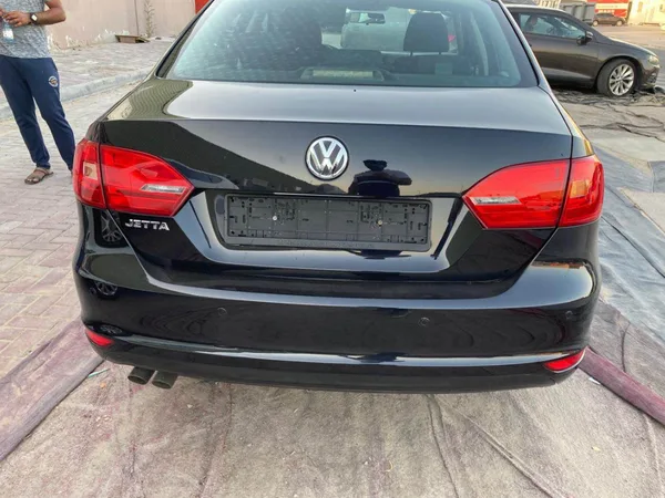 Cars for sale in uae Volkswagen Jetta