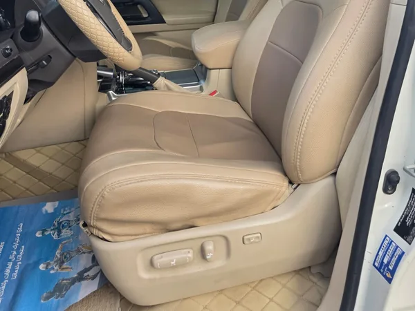 Cars for sale in uae Toyota Land Cruiser
