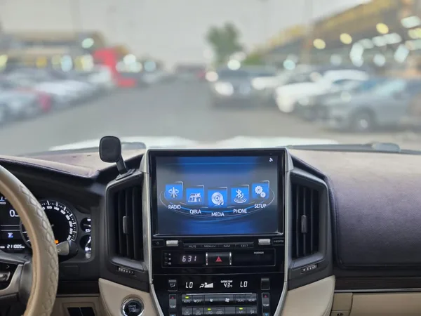 Cars for sale in uae Toyota Land Cruiser