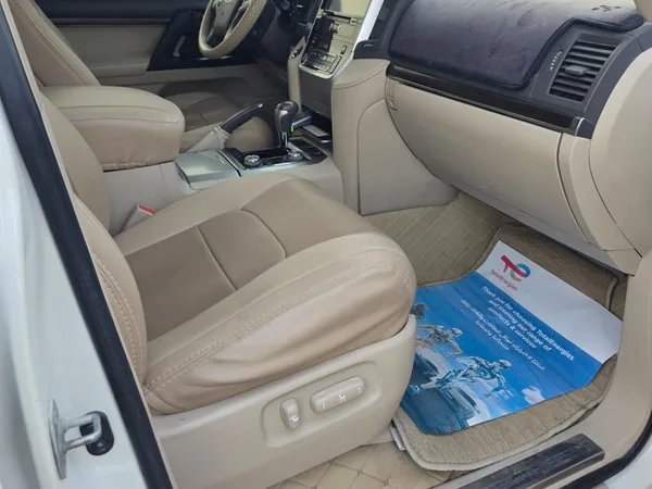 Cars for sale in uae Toyota Land Cruiser