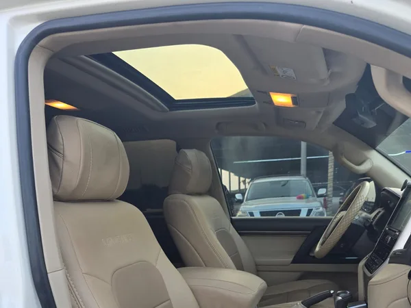 Cars for sale in uae Toyota Land Cruiser