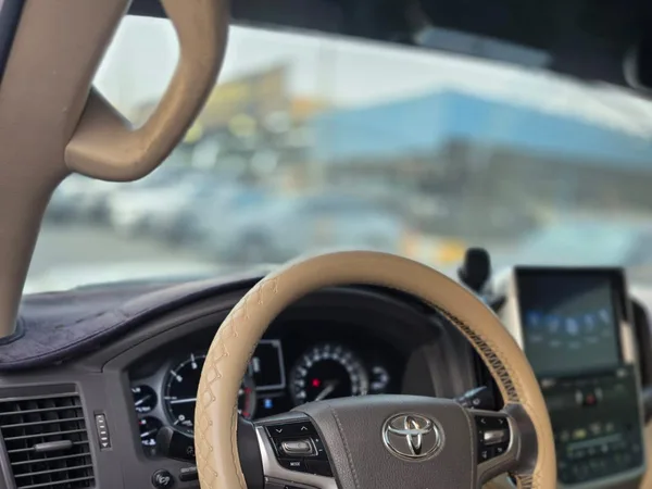 Cars for sale in uae Toyota Land Cruiser
