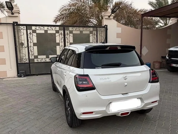 Cars for sale in uae Suzuki Swift