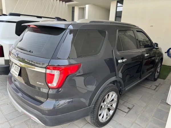 Cars for sale in uae Ford Explorer