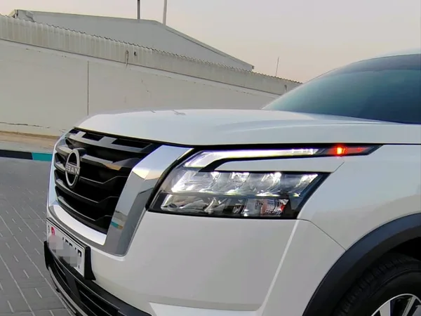Cars for sale in uae Nissan Pathfinder
