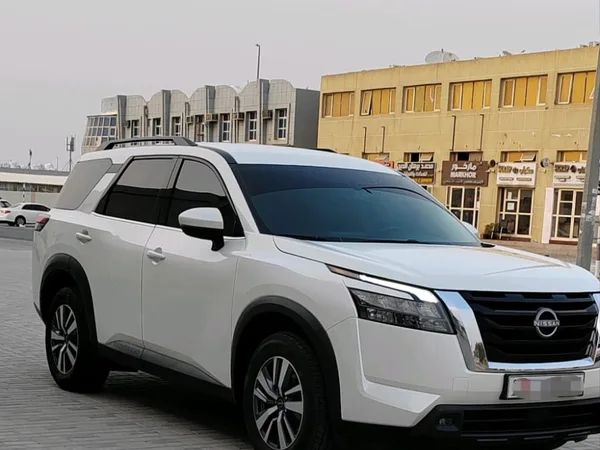 Cars for sale in uae Nissan Pathfinder