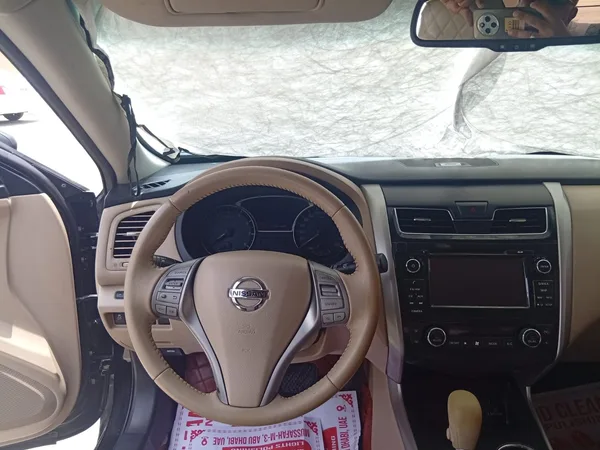 Cars for sale in uae Nissan Altima