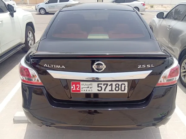 Cars for sale in uae Nissan Altima