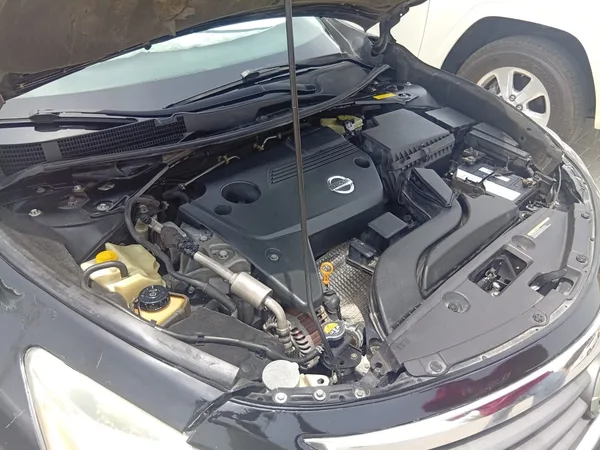 Cars for sale in uae Nissan Altima