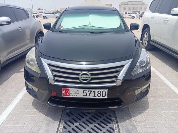 Cars for sale in uae Nissan Altima