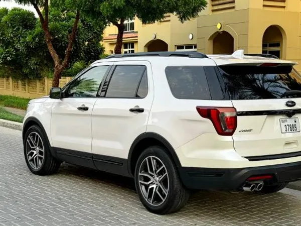 Cars for sale in uae Ford Explorer