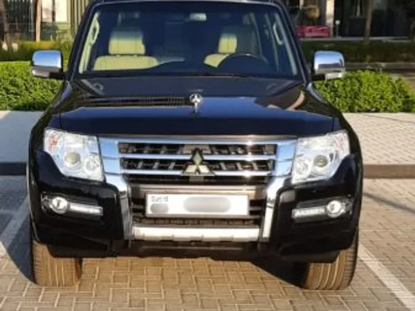 Cars for sale in uae Mitsubishi Pajero