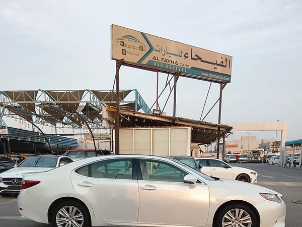 Cars for sale in uae Lexus ES