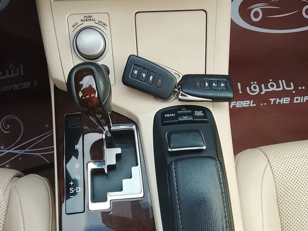 Cars for sale in uae Lexus ES