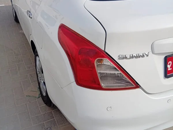 Cars for sale in uae Nissan Sunny