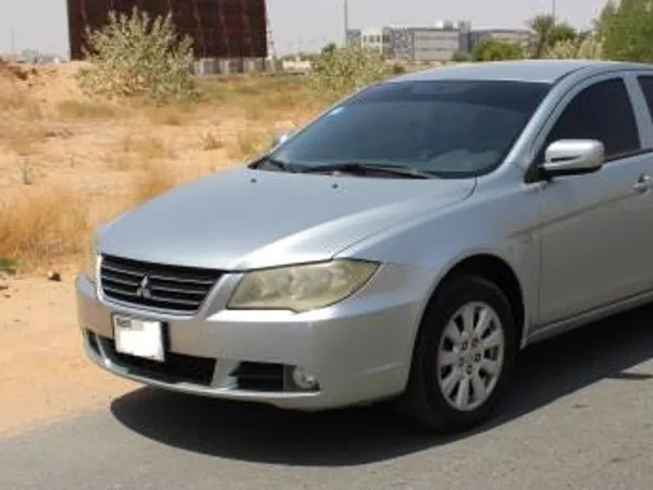 Cars for sale in uae Mitsubishi Fortis